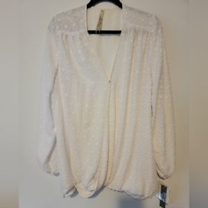 Melissa McCarthy seven7 NWT wrap blouse